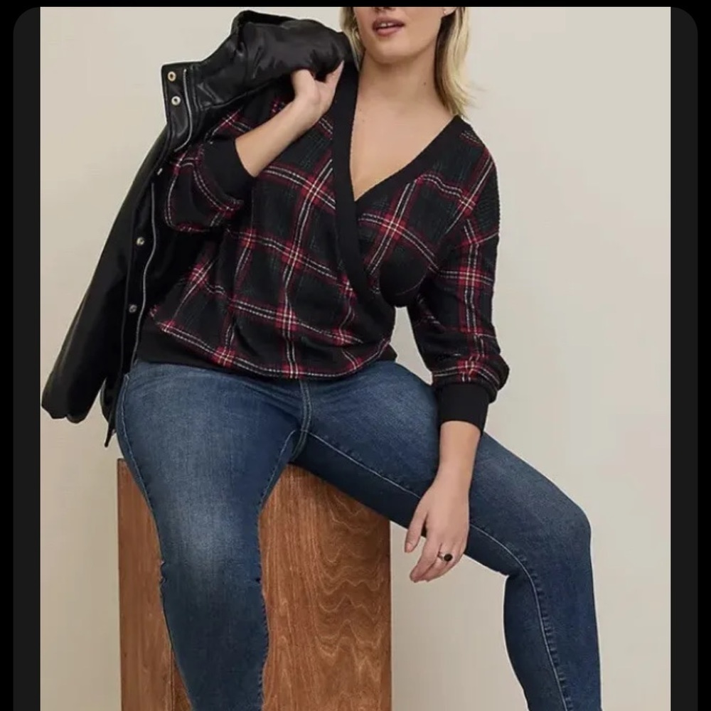 Torrid BLACK PLAID BRUSHED WAFFLE KNIT SURPLICE TOP